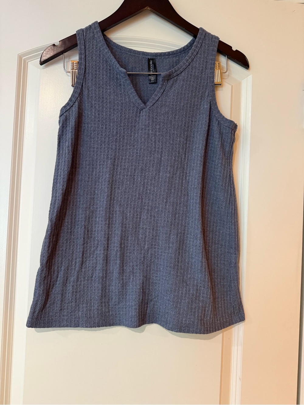 Ambrielle Waffle Knit V-Neck Tank Top - Blue Gray - Women’s Size Small